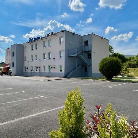 Ibis Budget Noyon Exteriör bild