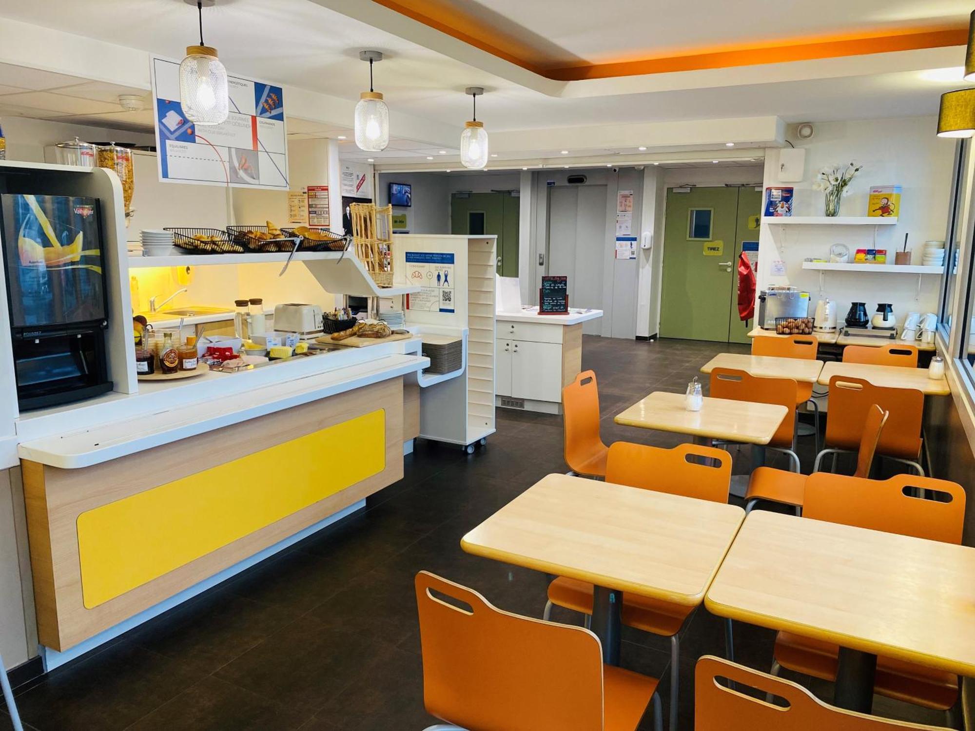 Ibis Budget Noyon Exteriör bild