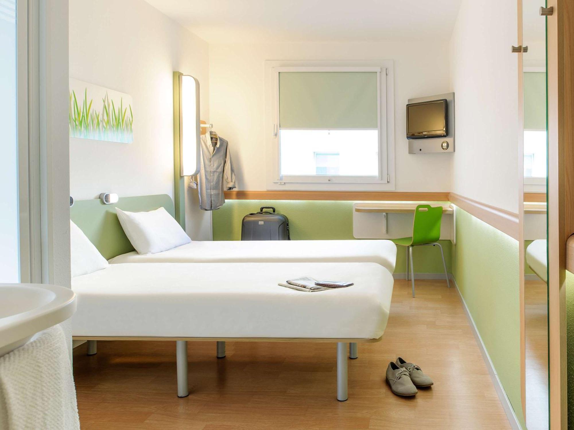 Ibis Budget Noyon Exteriör bild